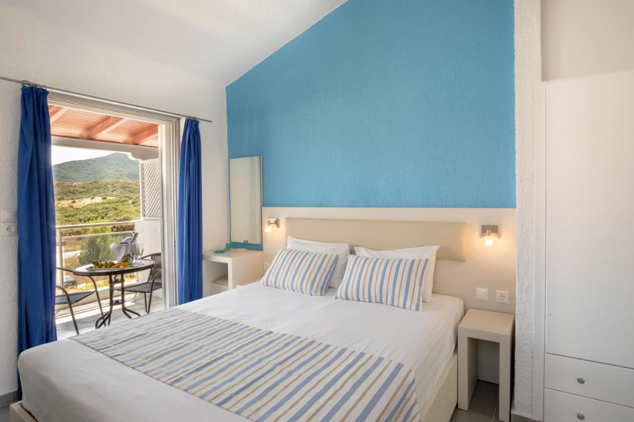 Blue Senses Apartments Sarti Bagian luar foto